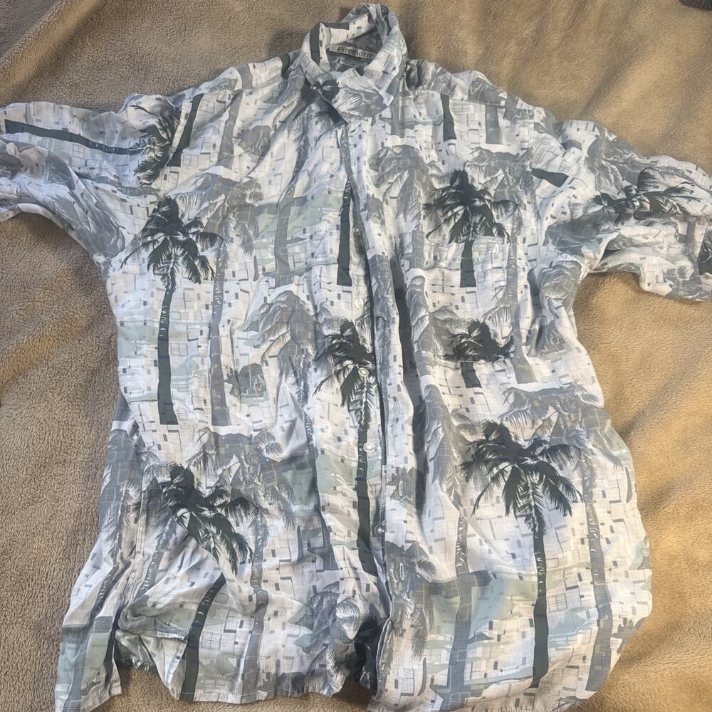 Firethorn Silver Shirt Men’s Medium Fun Print